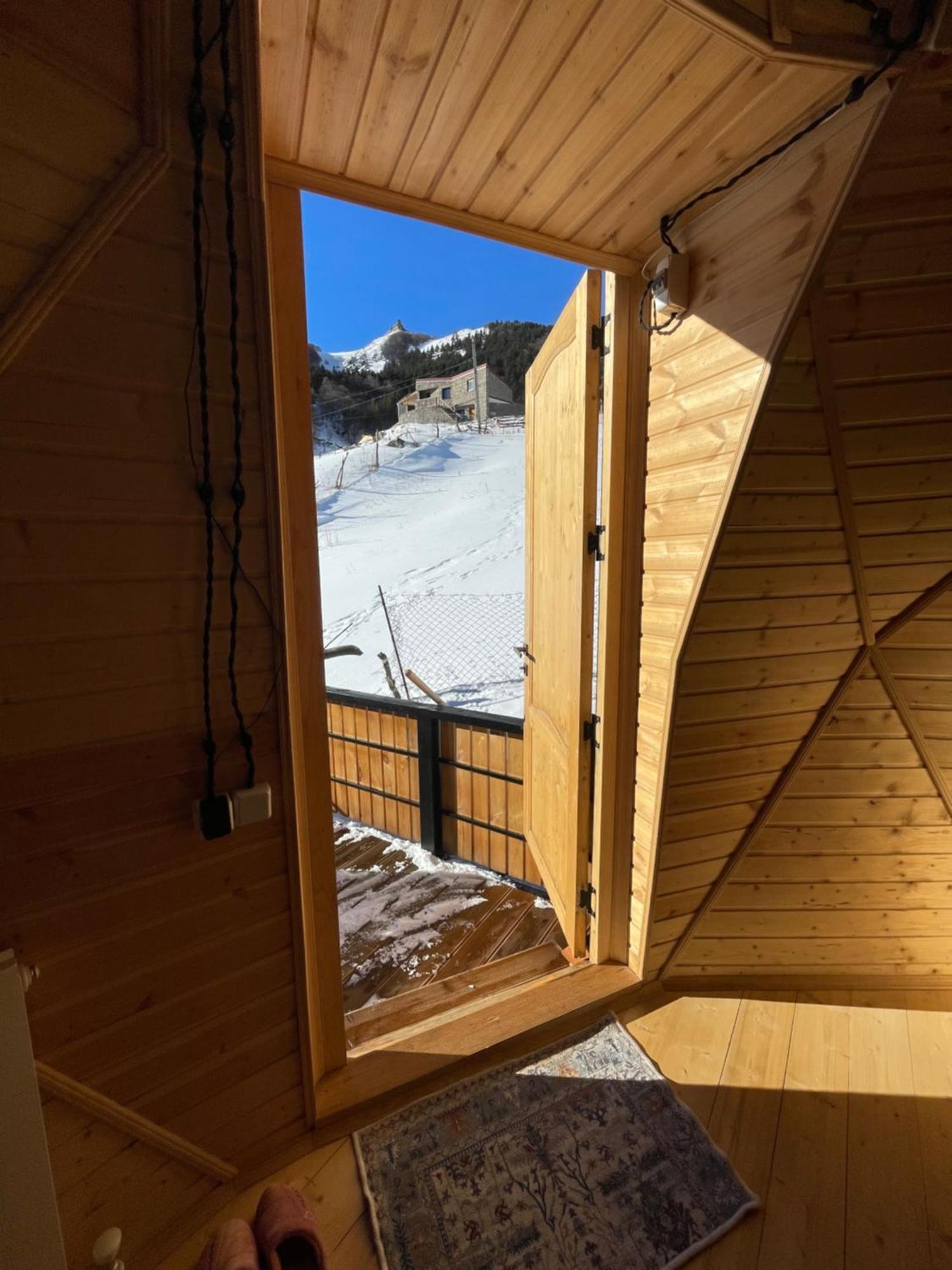 Gabua Glamping Villa Kazbegi Luaran gambar