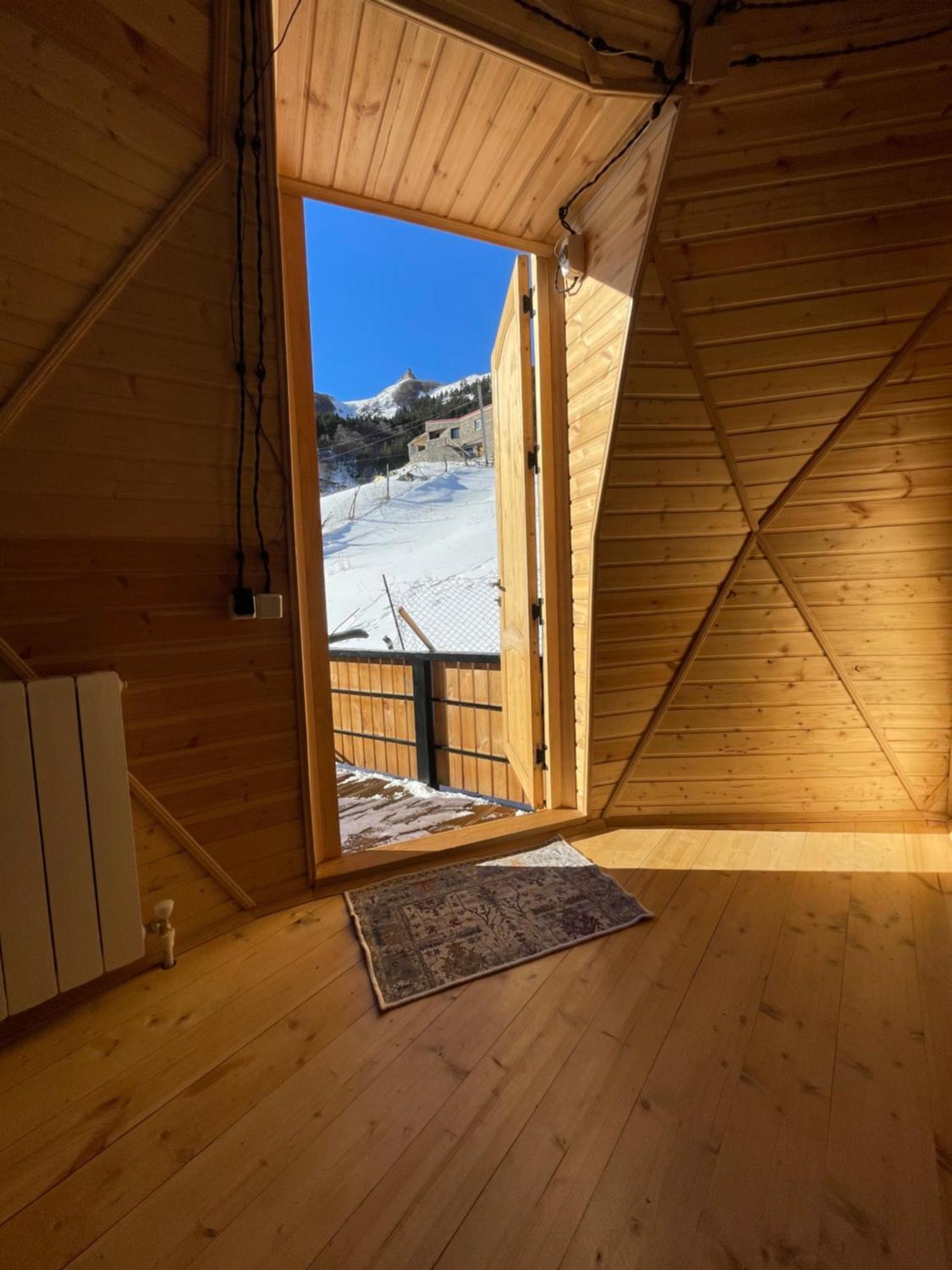 Gabua Glamping Villa Kazbegi Luaran gambar