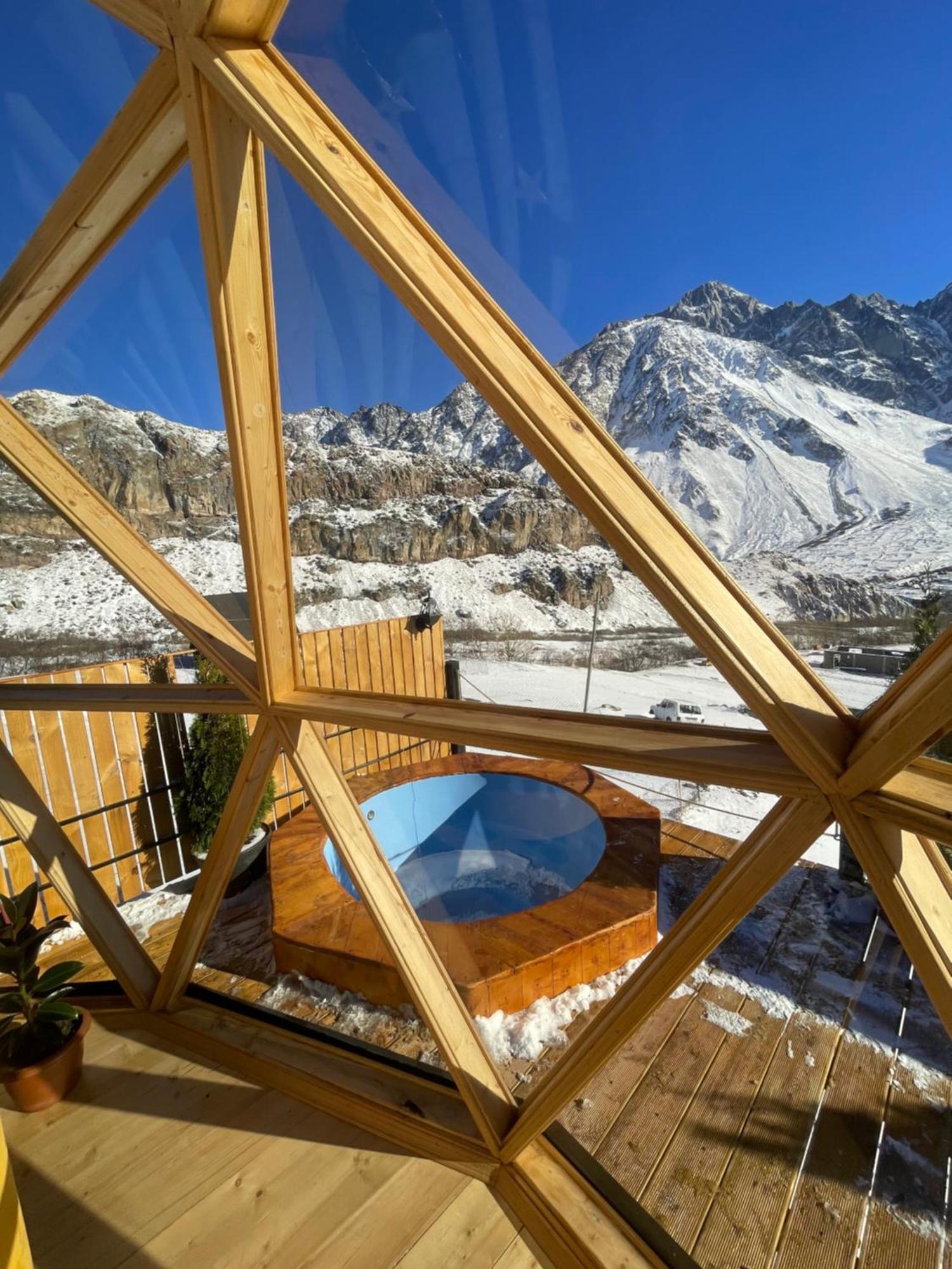 Gabua Glamping Villa Kazbegi Luaran gambar