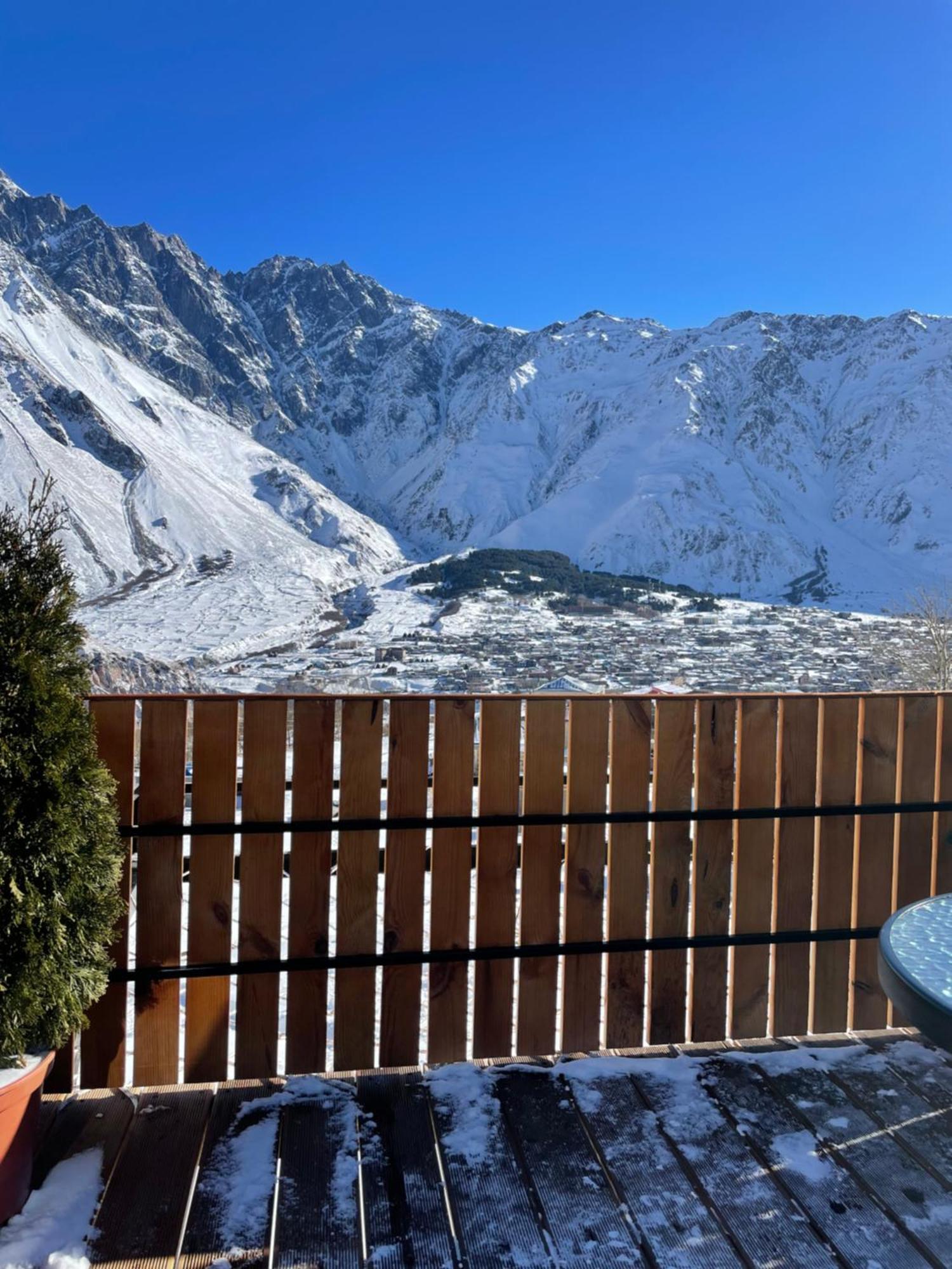 Gabua Glamping Villa Kazbegi Luaran gambar