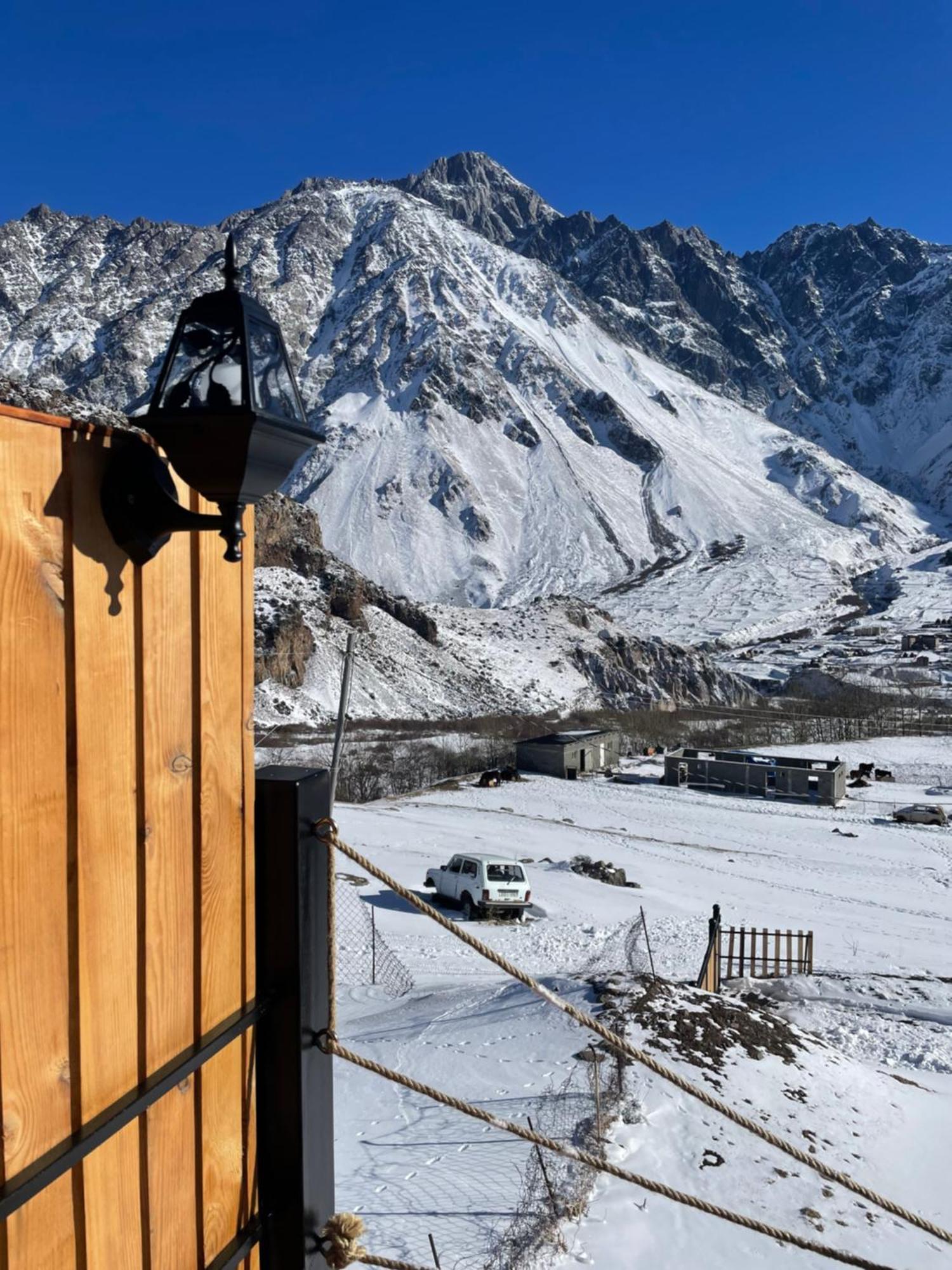 Gabua Glamping Villa Kazbegi Luaran gambar