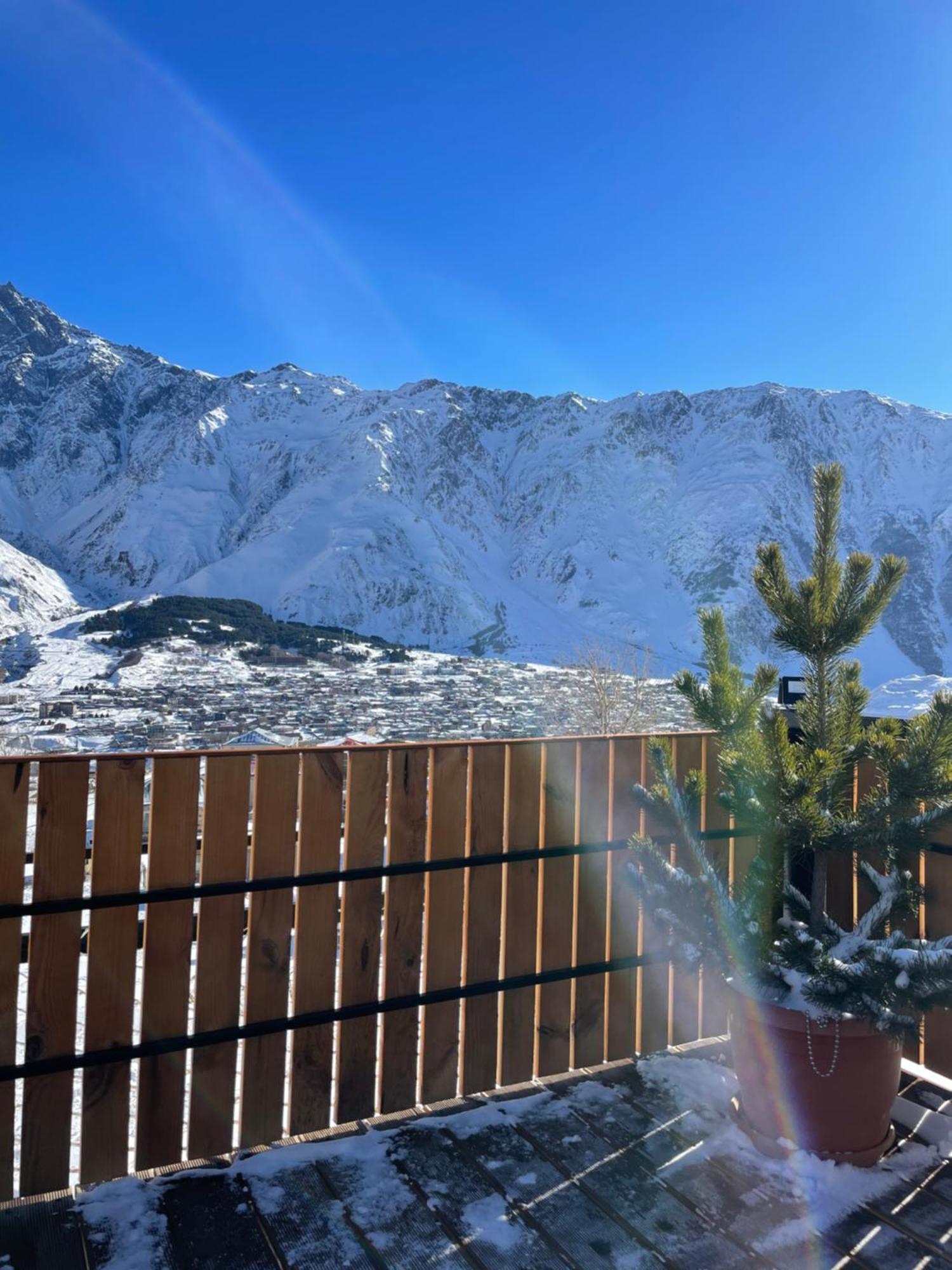 Gabua Glamping Villa Kazbegi Luaran gambar